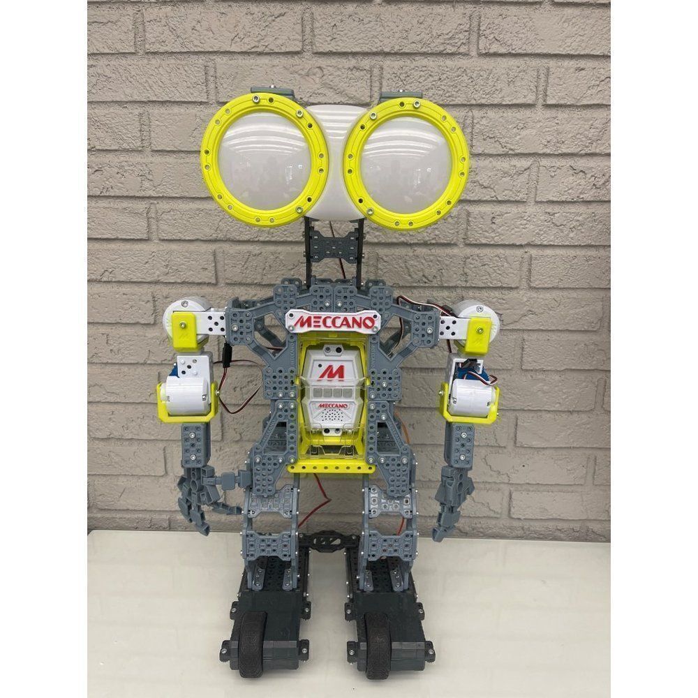 Meccano Tech Interactive Robot G15 Personal Robot Model  #15401